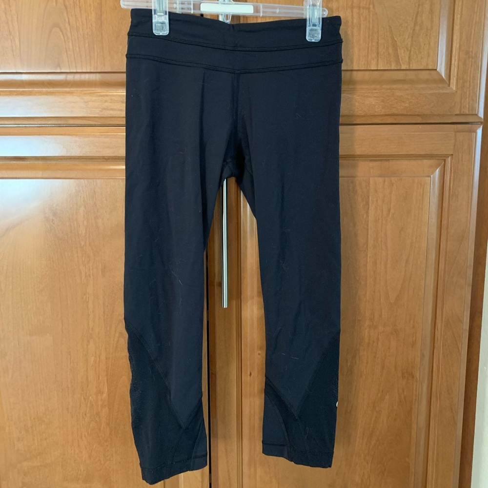 Black Cropped Lululemon Leggings